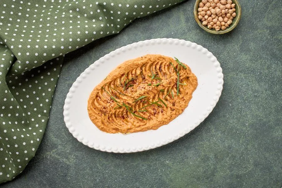 Баба гануш - ближневосточная закуска  из запеченных баклажан, паприки, специй и оливковым маслом