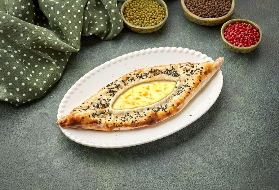 Пиде с сыром
